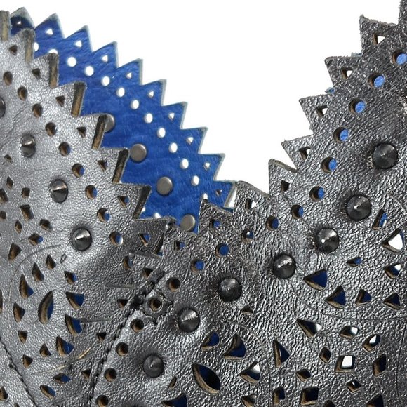 NIB$348 Juicy Couture Karina Perforated Laser-Cut Leather Studded Bootie Heel 10 - Picture 5 of 10